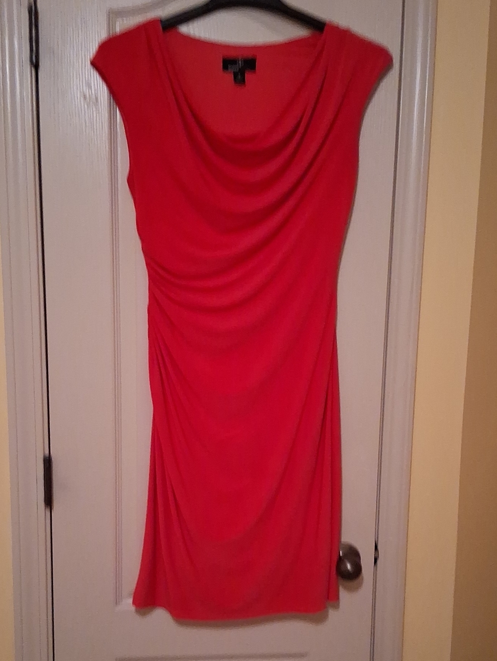 Ronni Nicole Red Cowl-Neck Cap Sleeve Dress